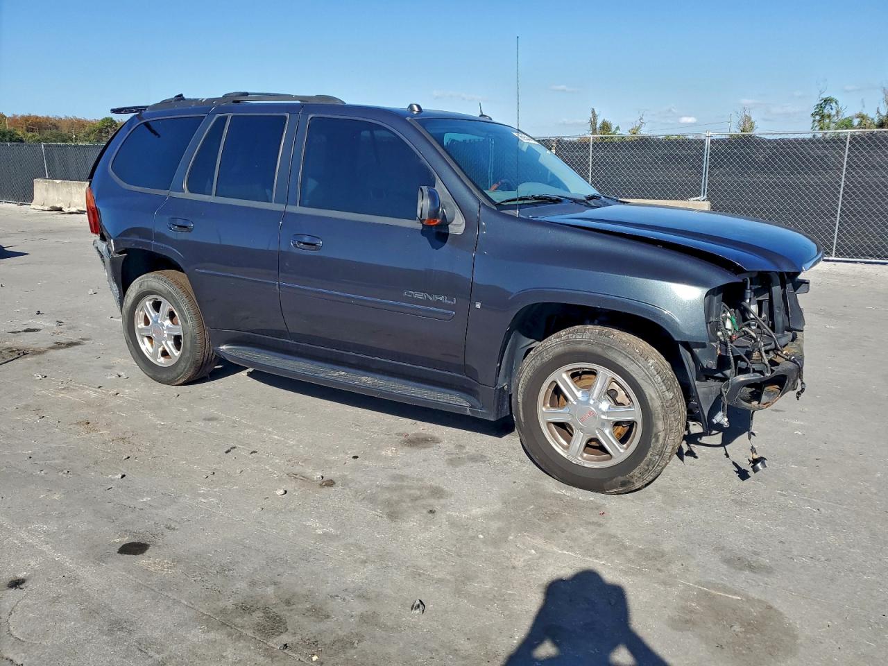 2005 GMC ENVOY DENALI photo 7