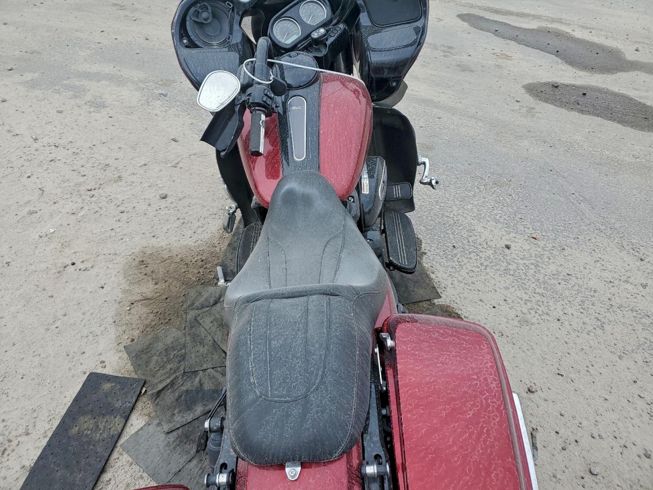 2018 HARLEY-DAVIDSON FLTRXS ROAD GLIDE SPECIAL photo 11