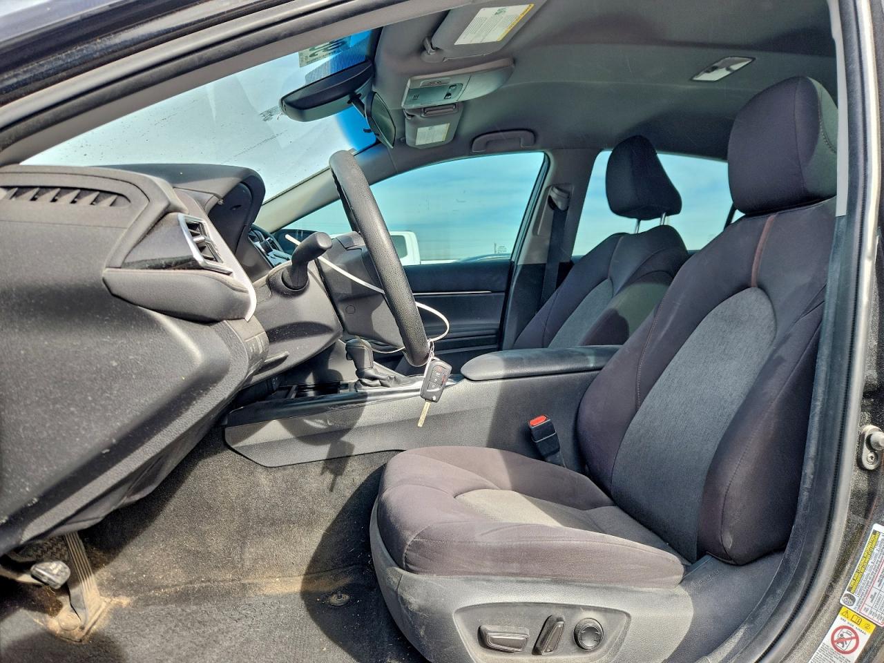 2018 TOYOTA CAMRY L photo 7