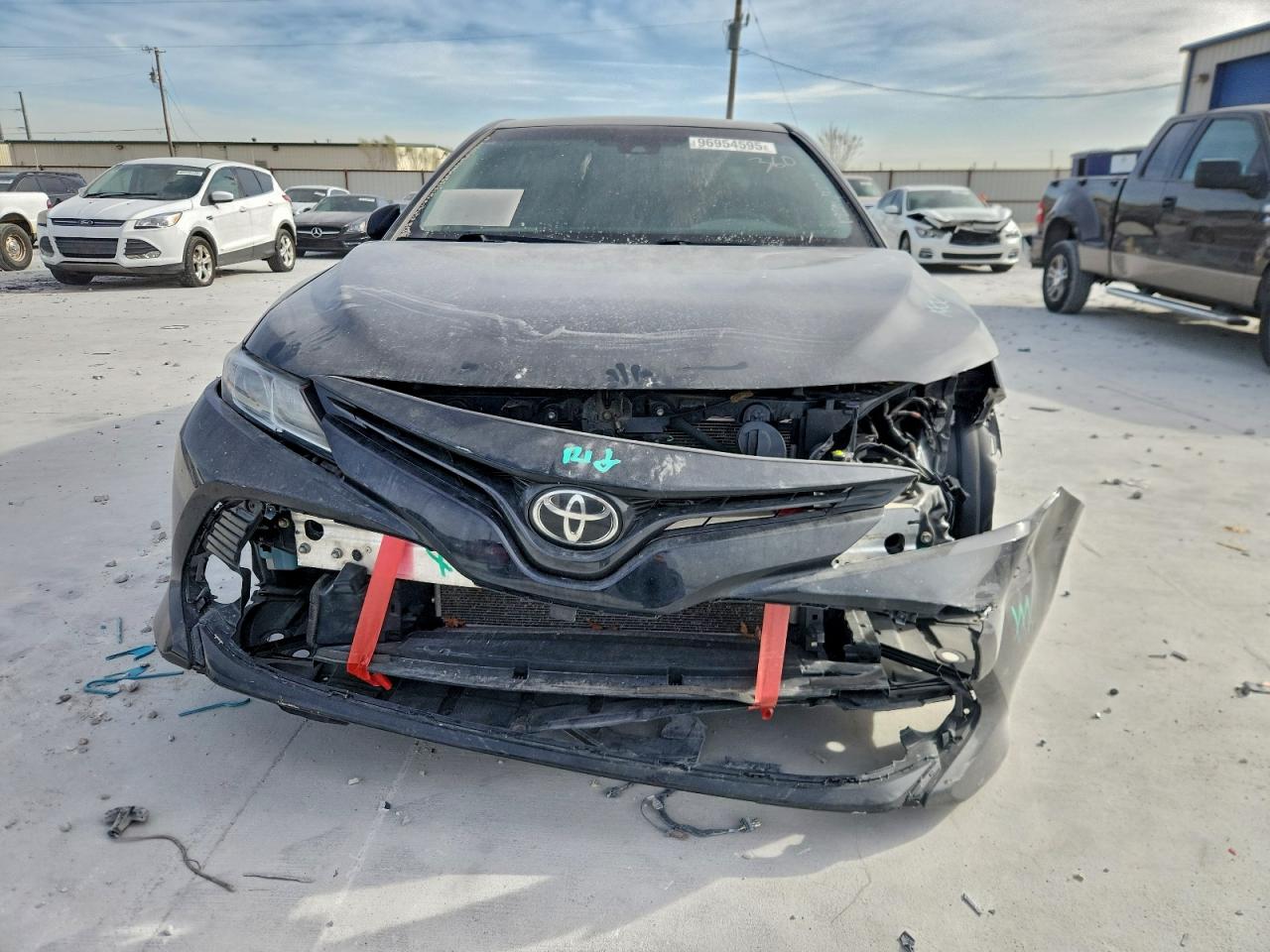 2018 TOYOTA CAMRY L photo 5