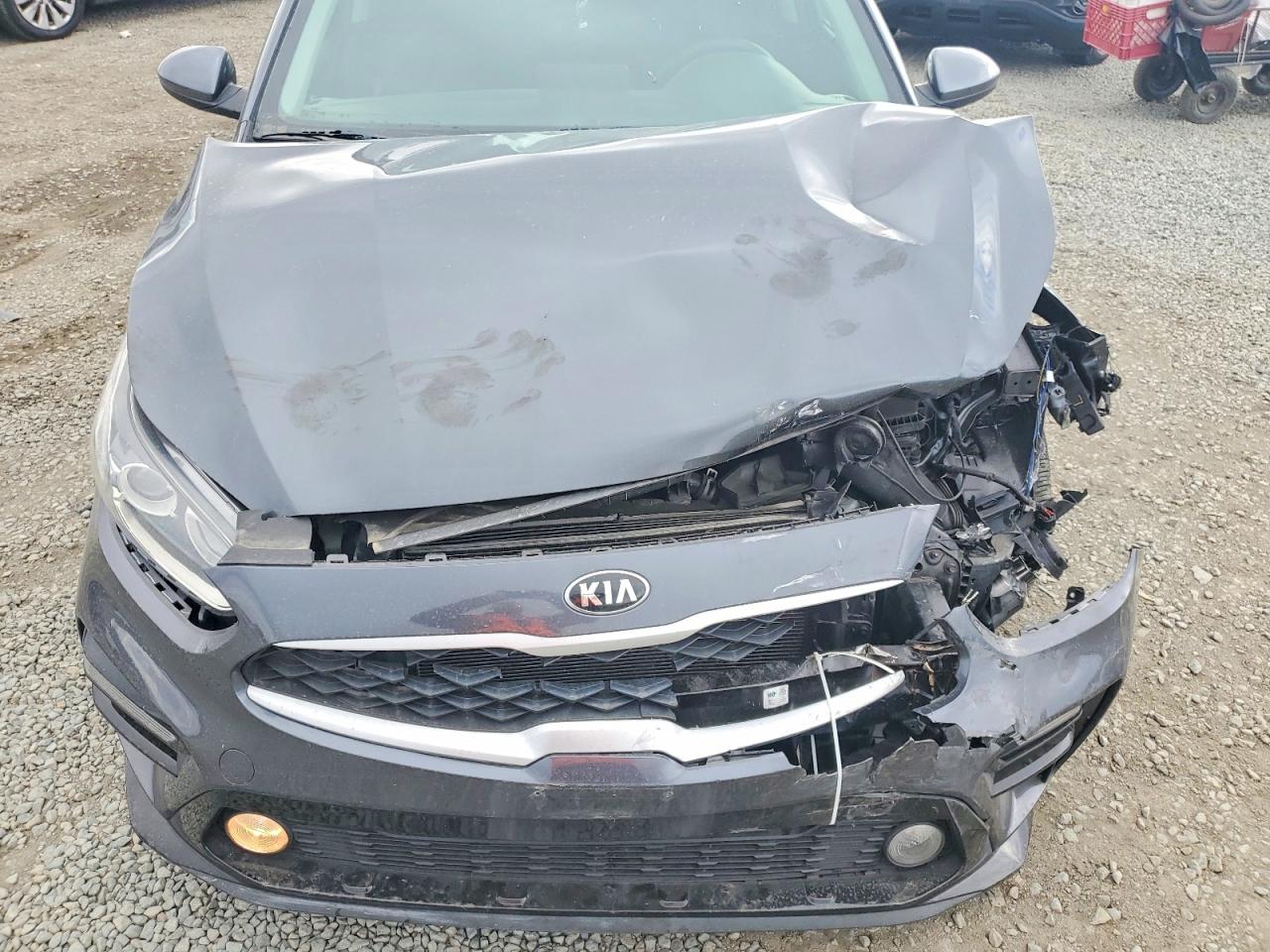 2021 KIA FORTE FE photo 11
