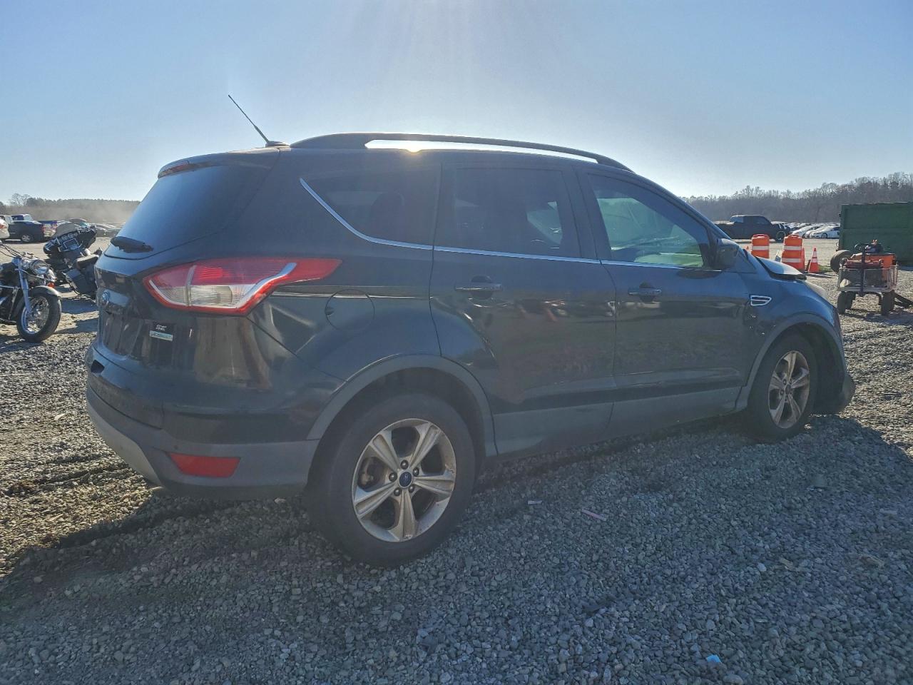 2014 FORD ESCAPE SE photo 5