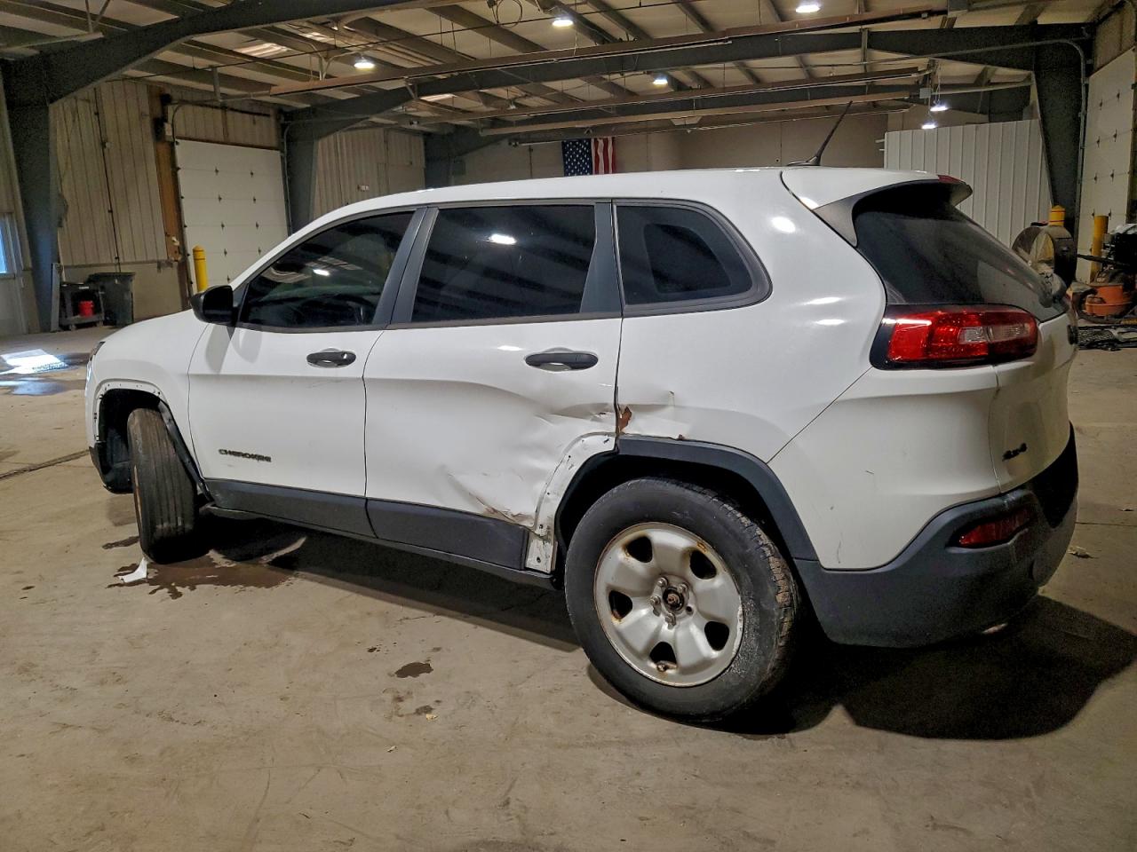 2014 JEEP CHEROKEE SPORT photo 3