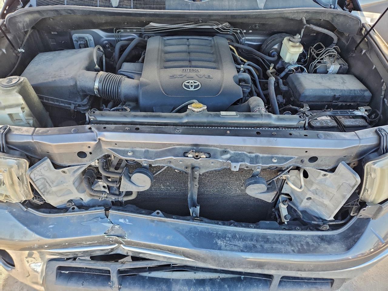 2011 TOYOTA TUNDRA DOUBLE CAB SR5 photo 31