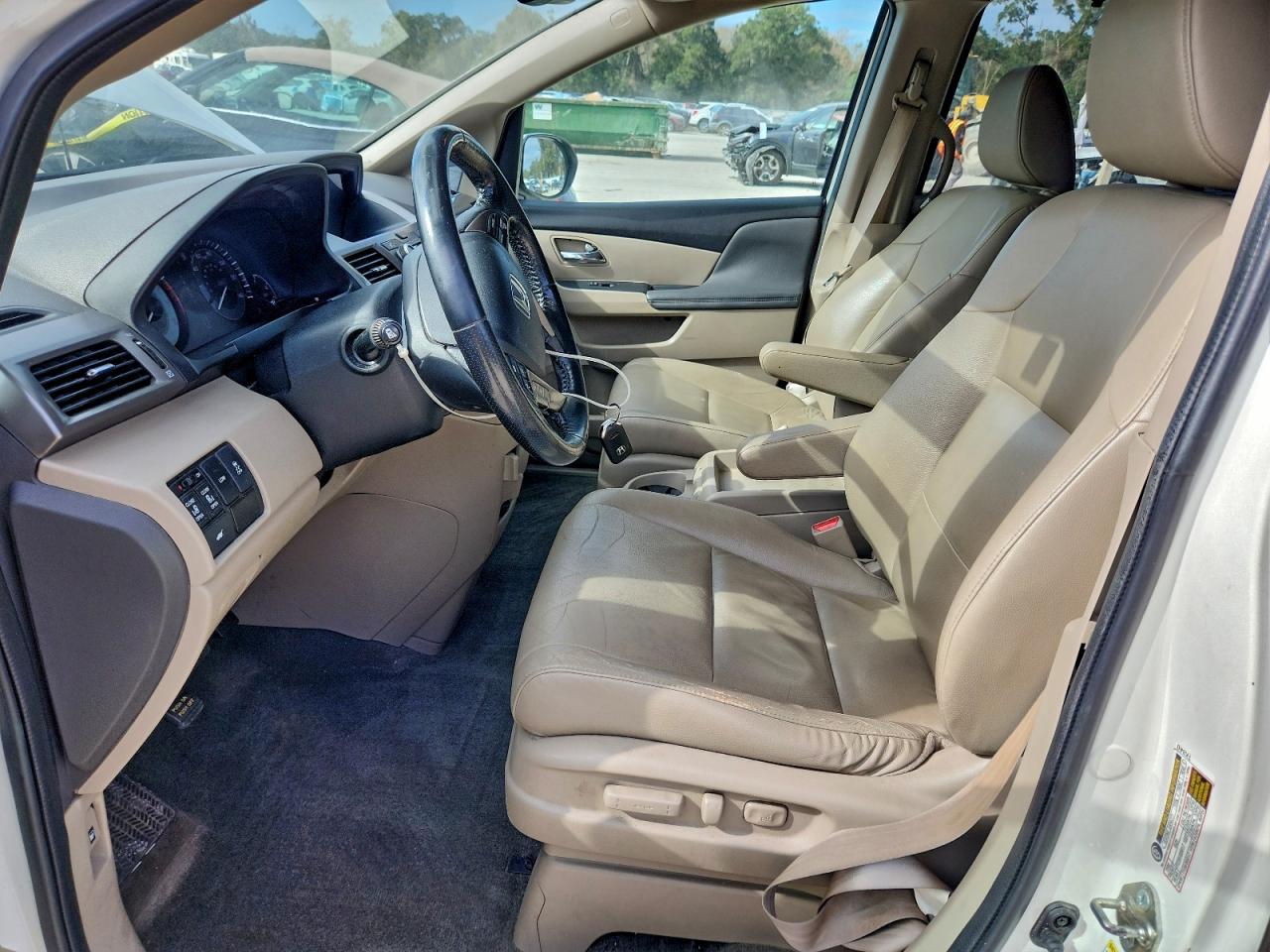 2016 HONDA ODYSSEY EXL photo 13