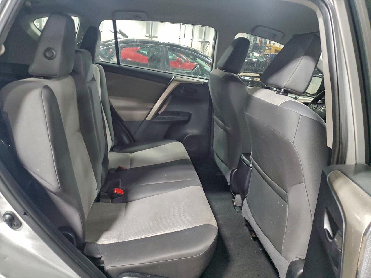 2015 TOYOTA RAV4 LE photo 11