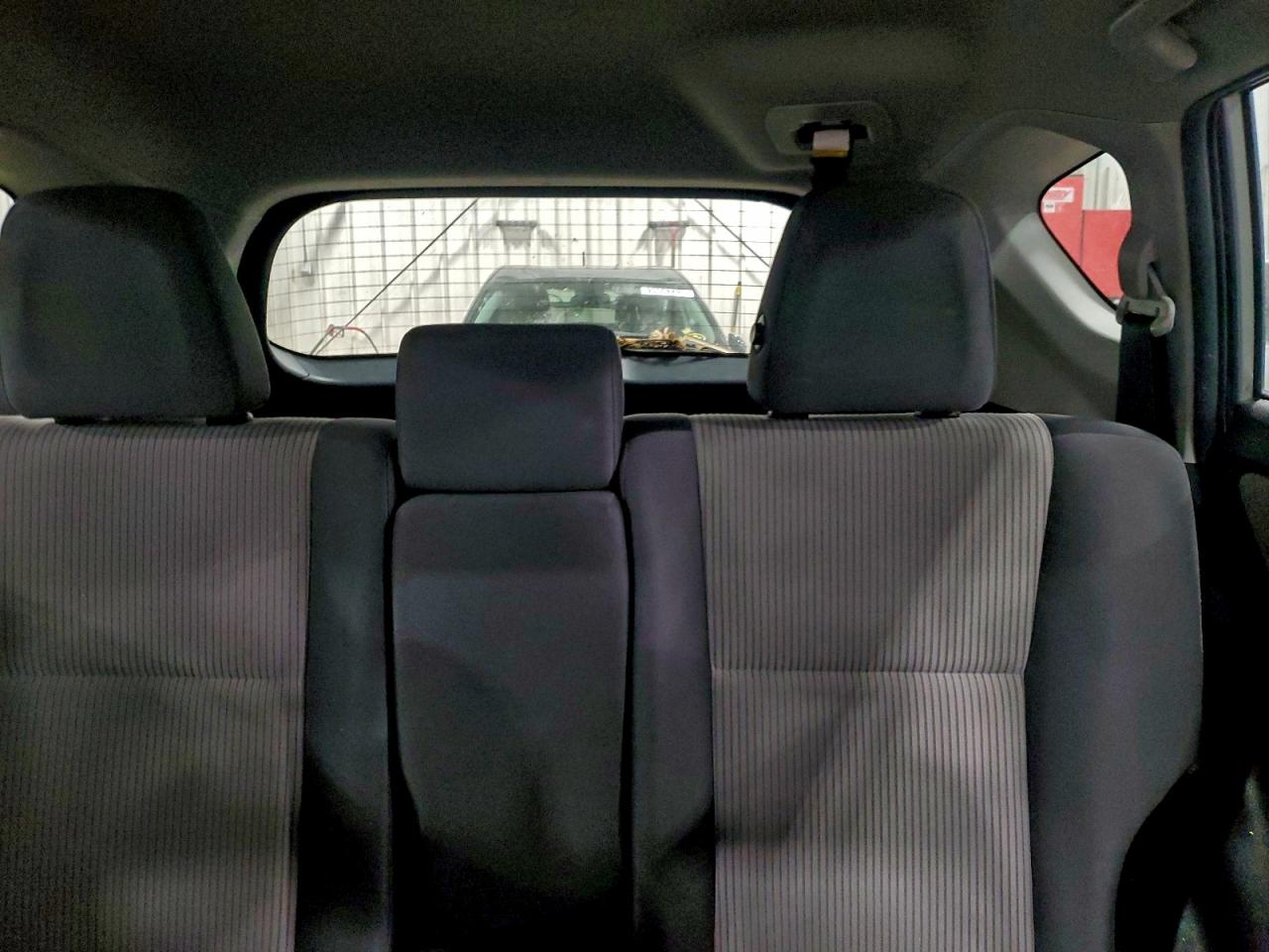2015 TOYOTA RAV4 LE photo 10