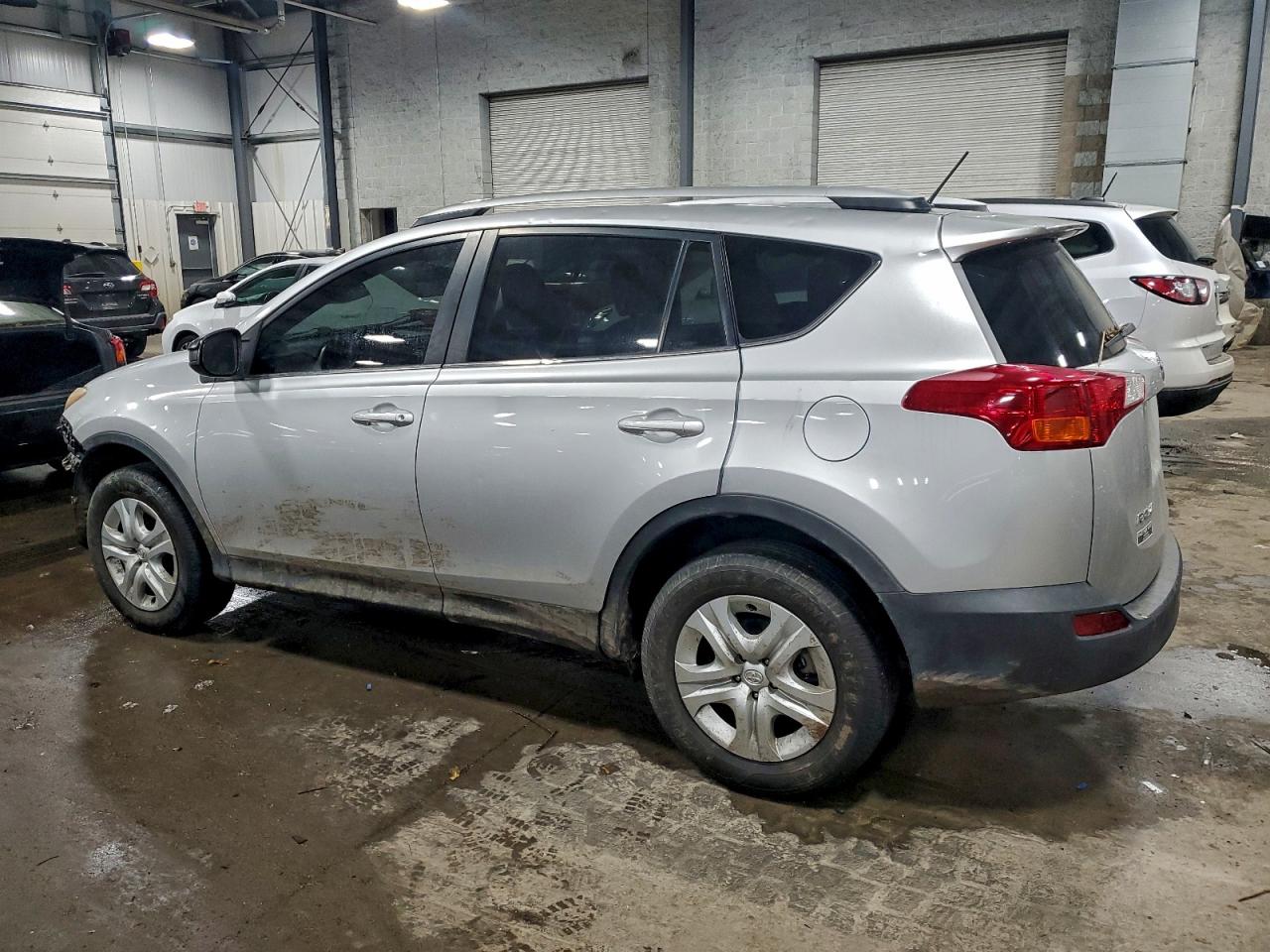 2015 TOYOTA RAV4 LE photo 2