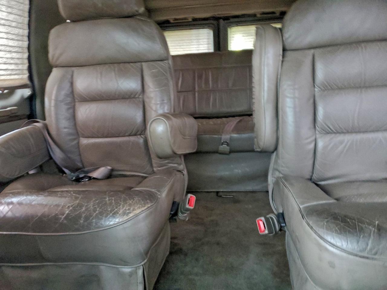 2004 FORD ECONOLINE E150 VAN photo 10