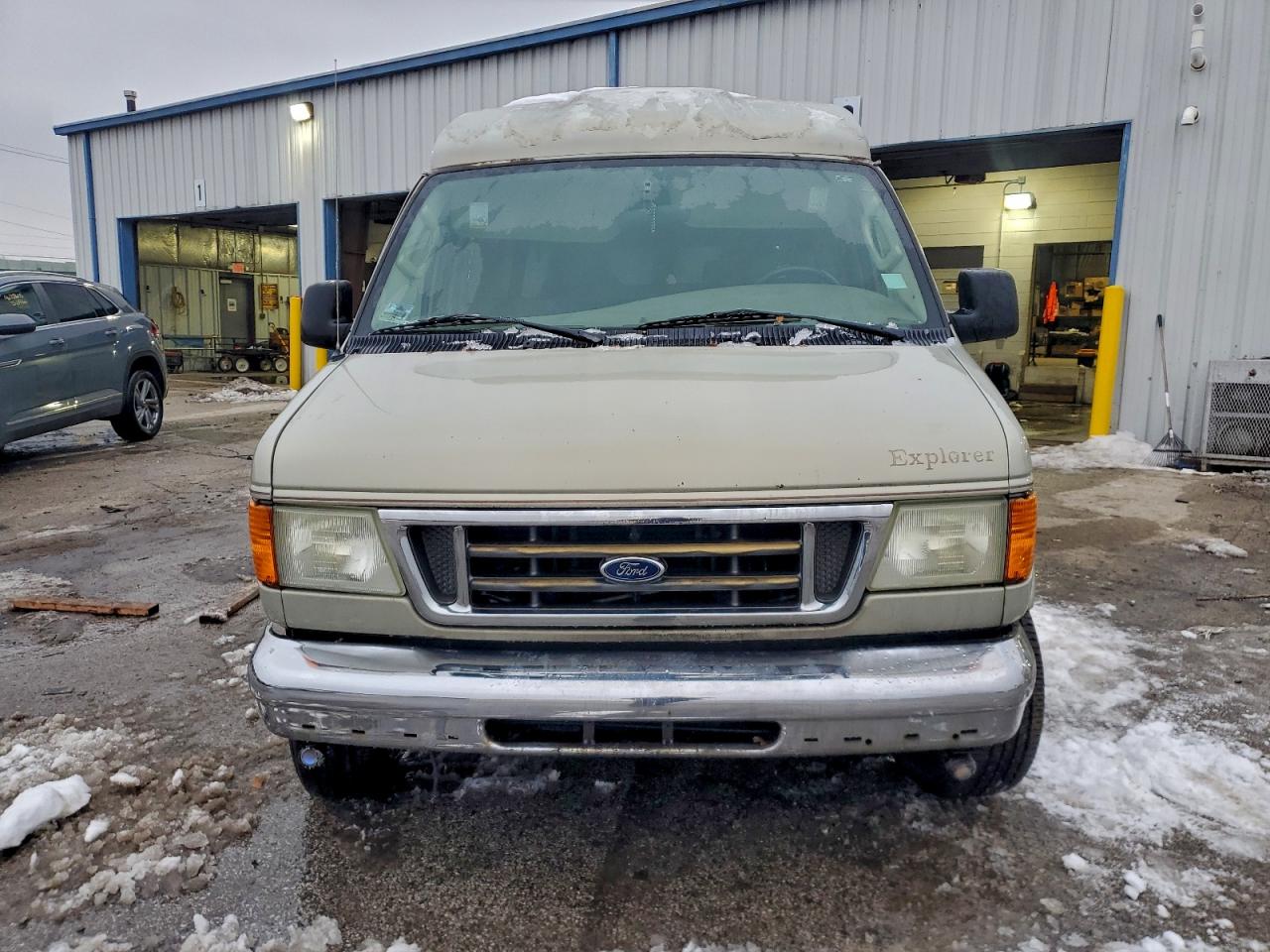 2004 FORD ECONOLINE E150 VAN photo 5