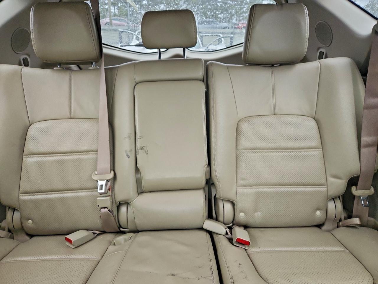 2014 NISSAN MURANO S photo 19