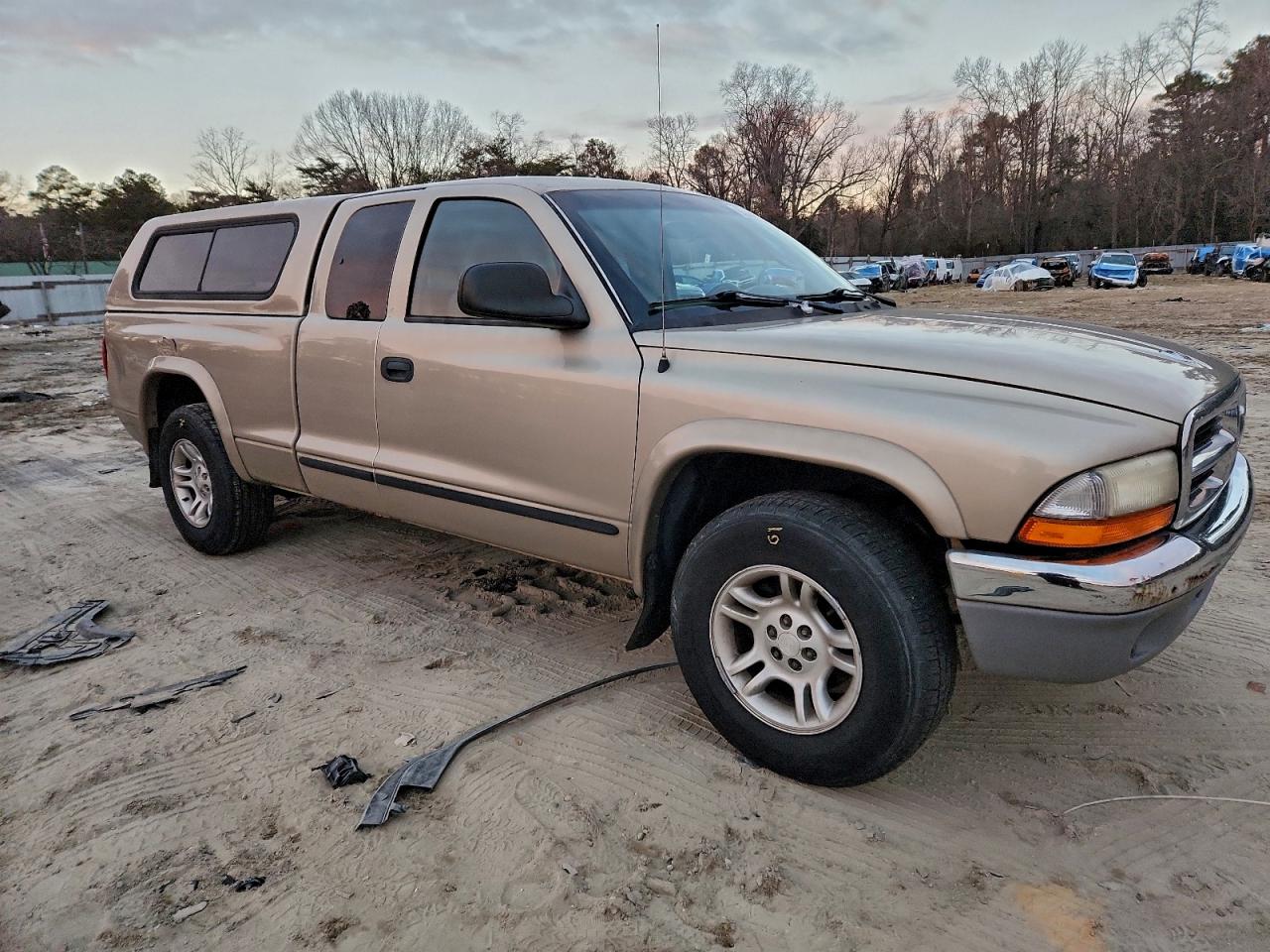 2003 DODGE DAKOTA SLT photo 4