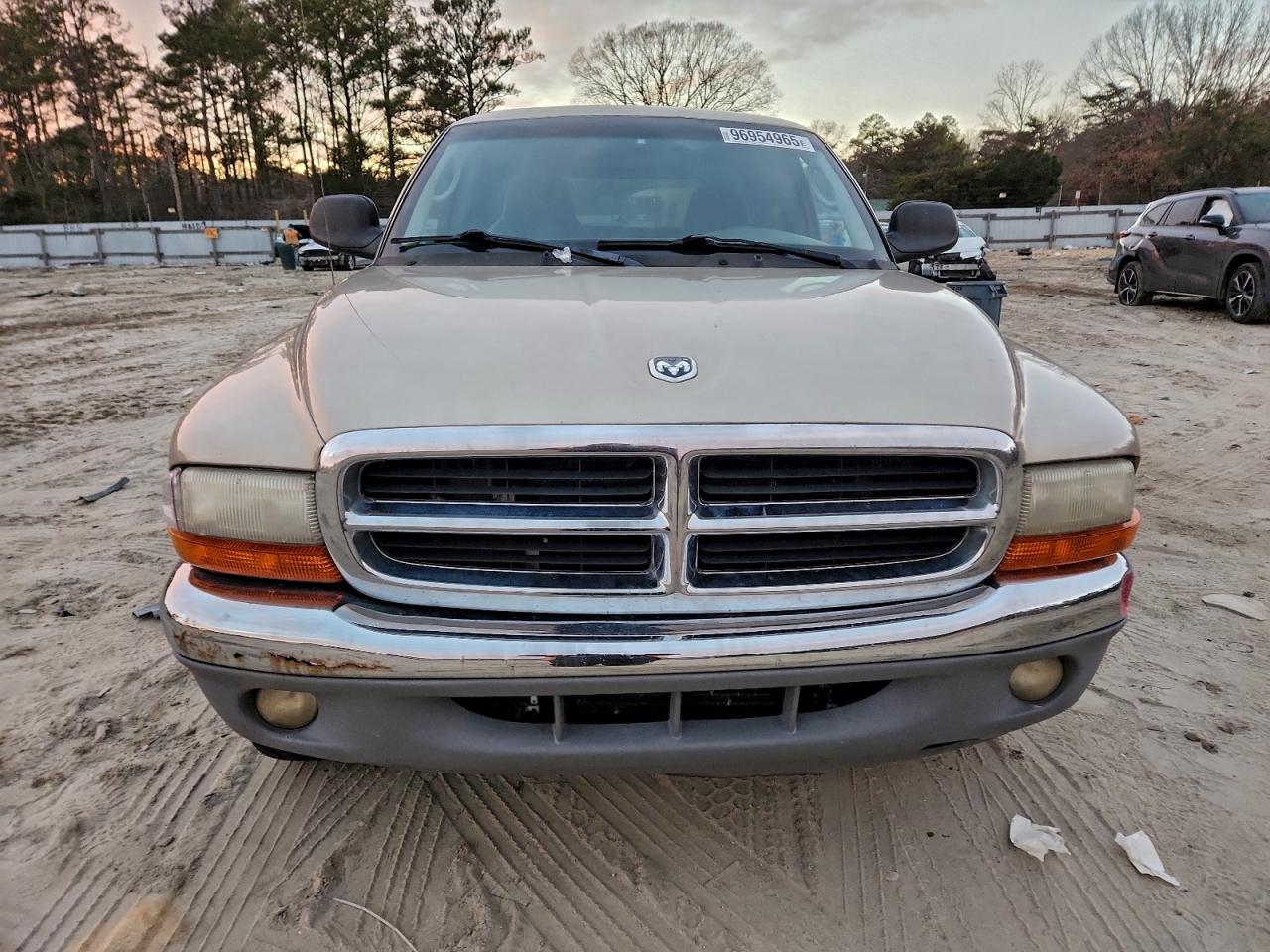 2003 DODGE DAKOTA SLT photo 5
