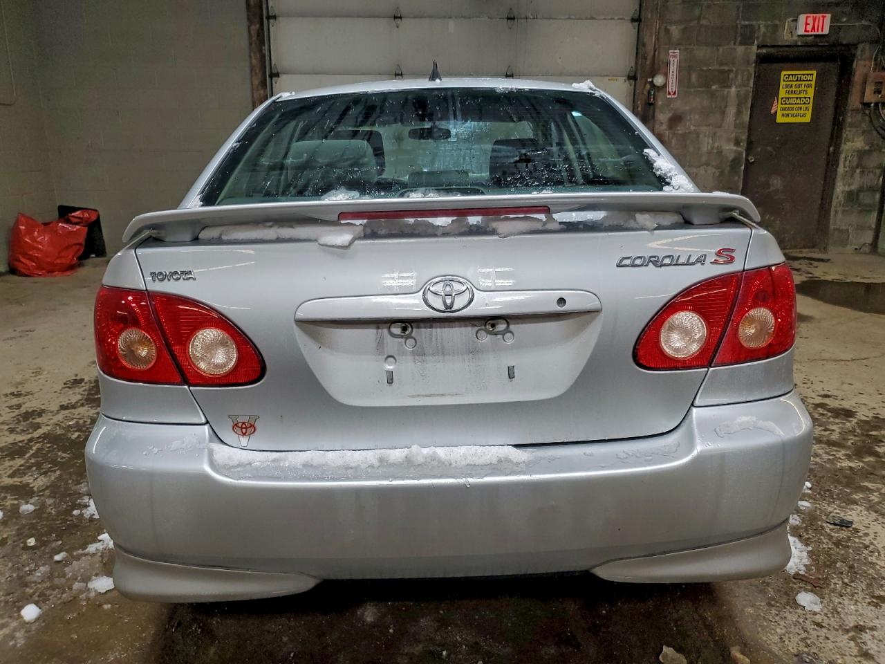 2005 TOYOTA COROLLA CE photo 11