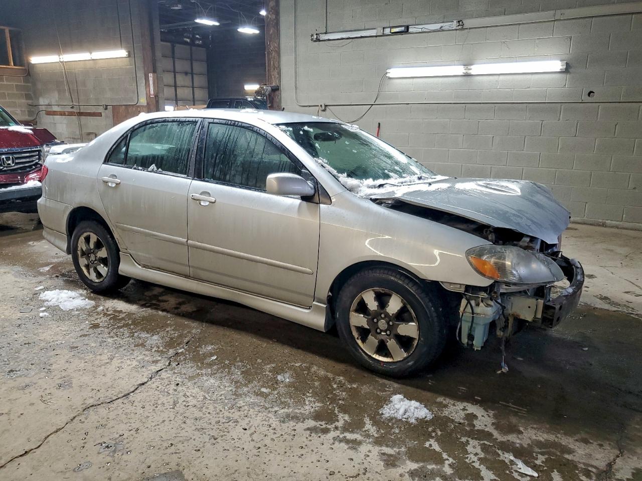 2005 TOYOTA COROLLA CE photo 7