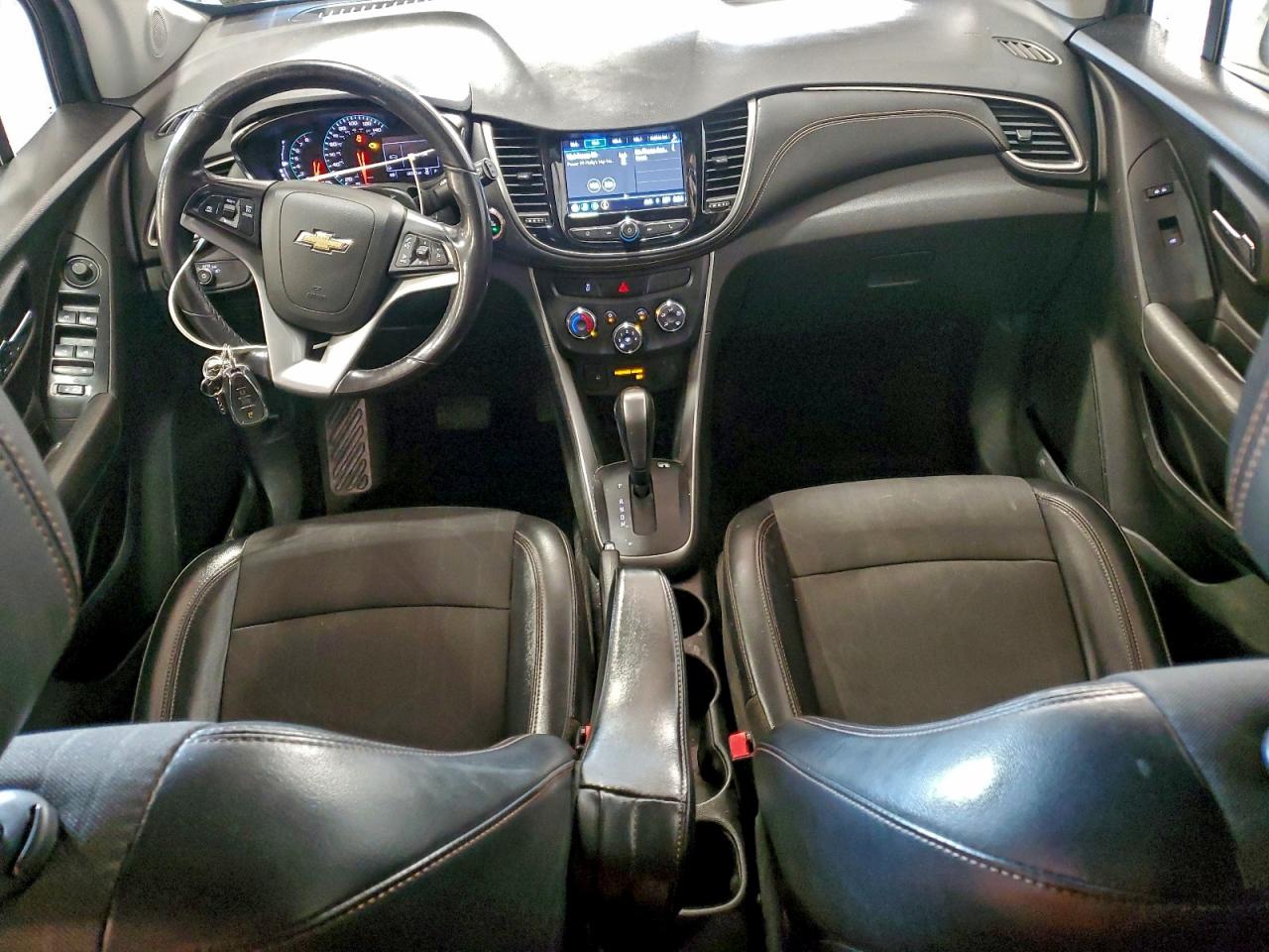 2018 CHEVROLET TRAX 1LT photo 8