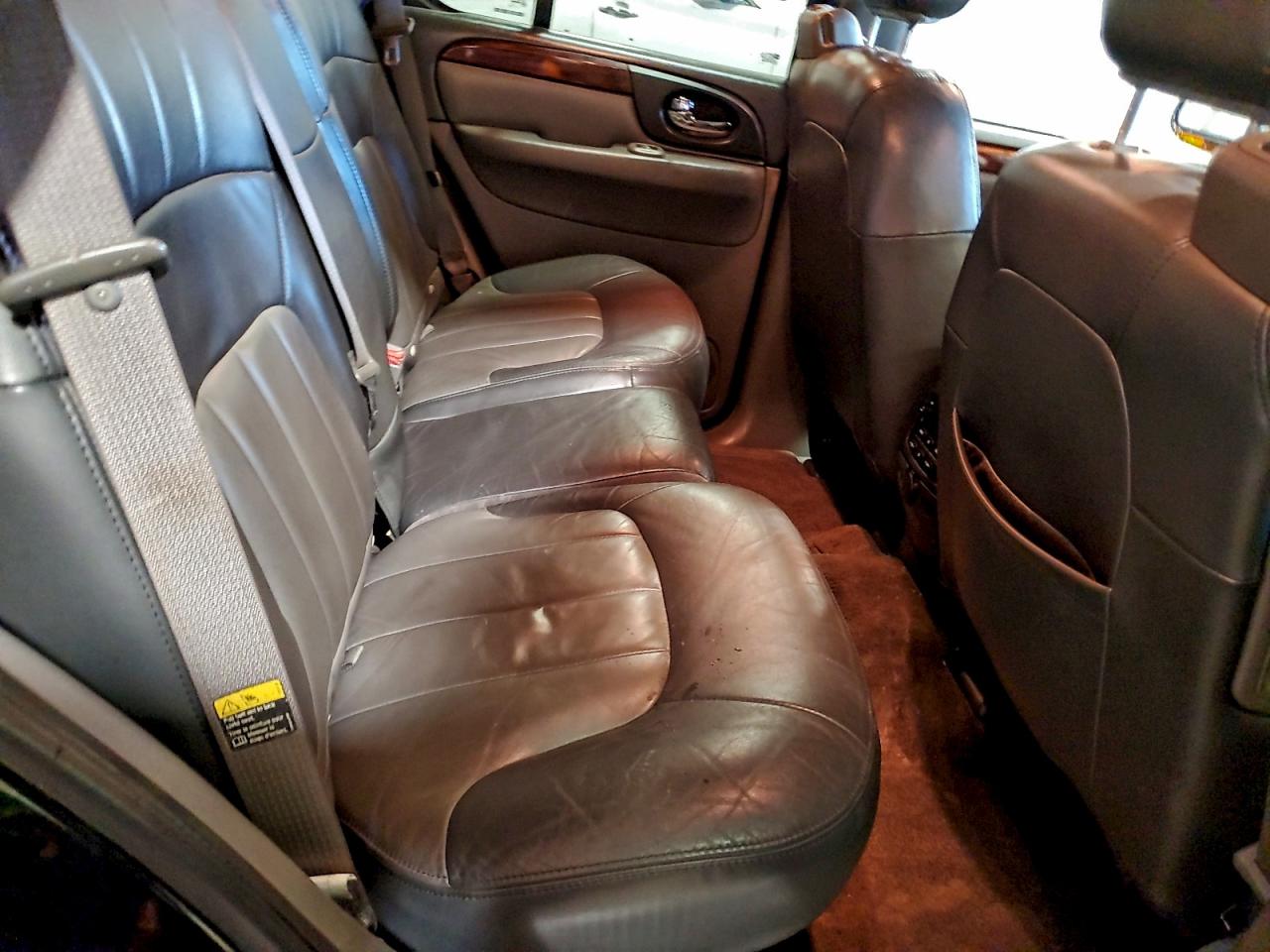 2004 GMC ENVOY photo 11