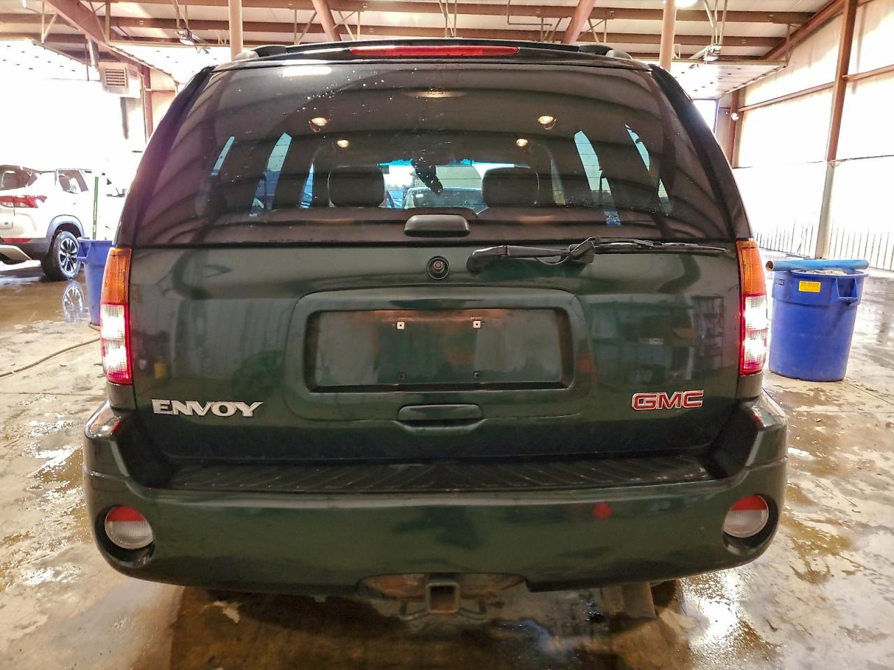 2004 GMC ENVOY photo 6