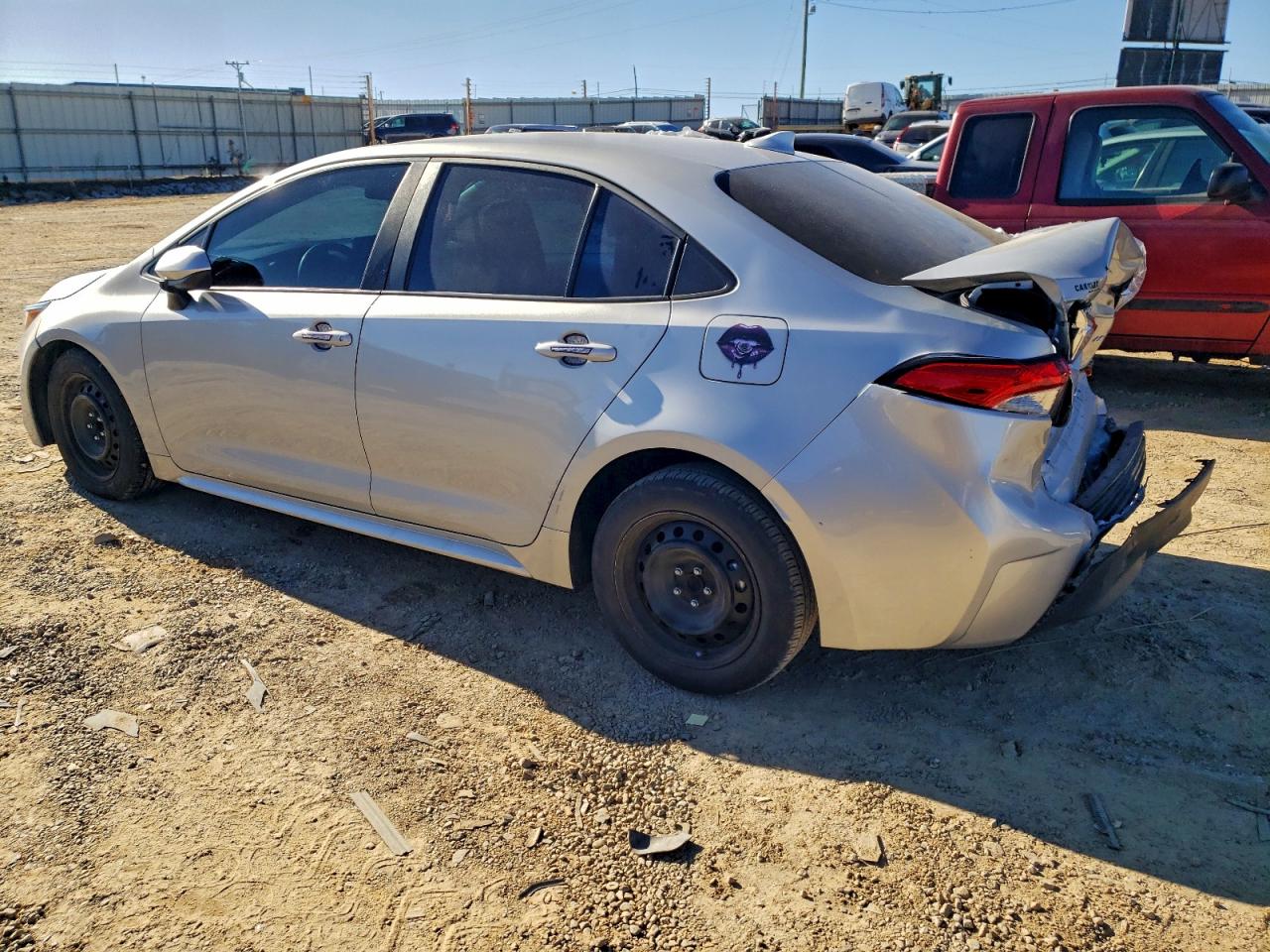 2023 TOYOTA COROLLA LE photo 2
