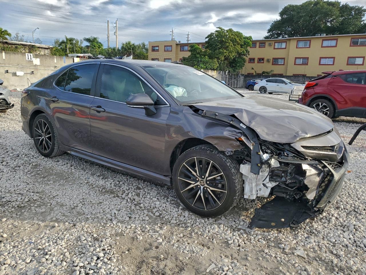 2023 TOYOTA CAMRY SE NIGHT SHADE photo 4