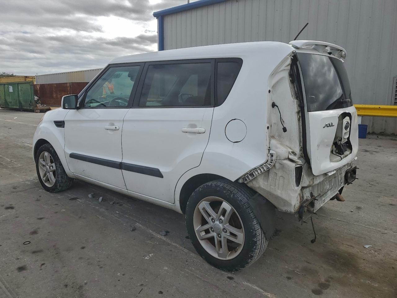 2011 KIA SOUL + photo 4