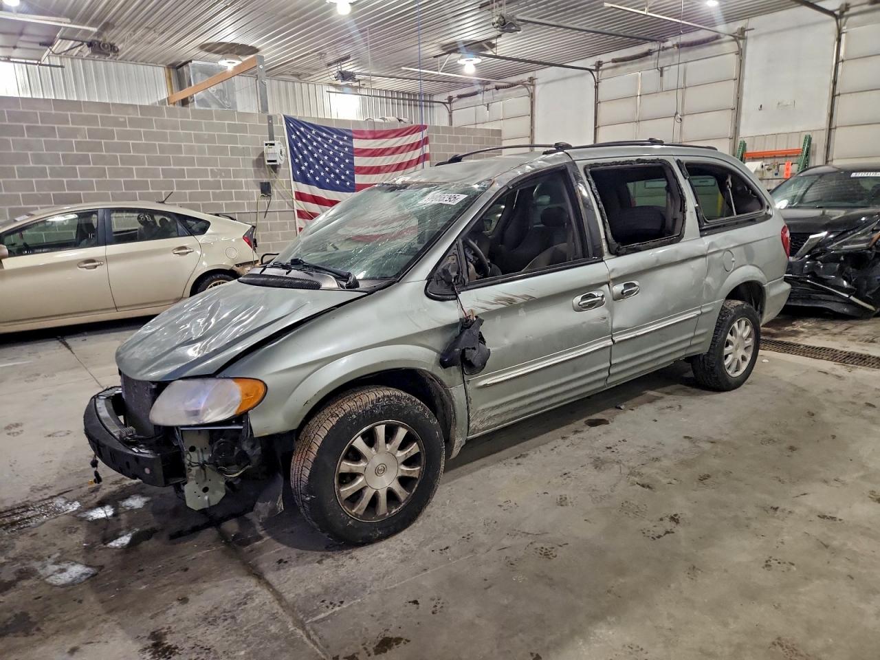 2003 CHRYSLER TOWN & COUNTRY
