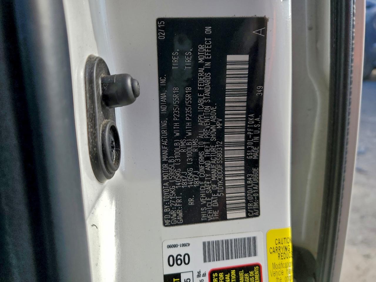 2015 TOYOTA SIENNA XLE photo 25