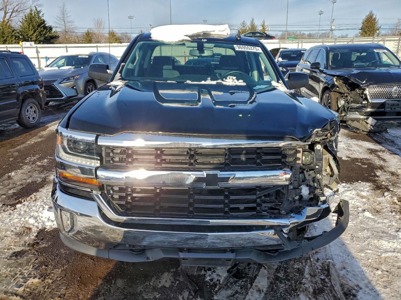 2018 CHEVROLET SILVERADO K1500 LT photo 9