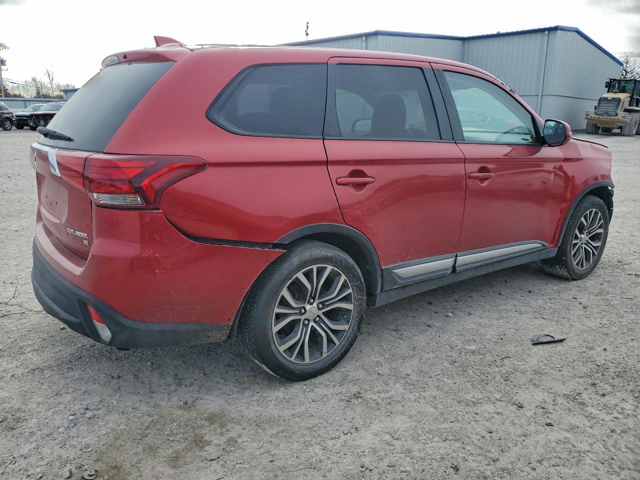2018 MITSUBISHI OUTLANDER SE photo 3