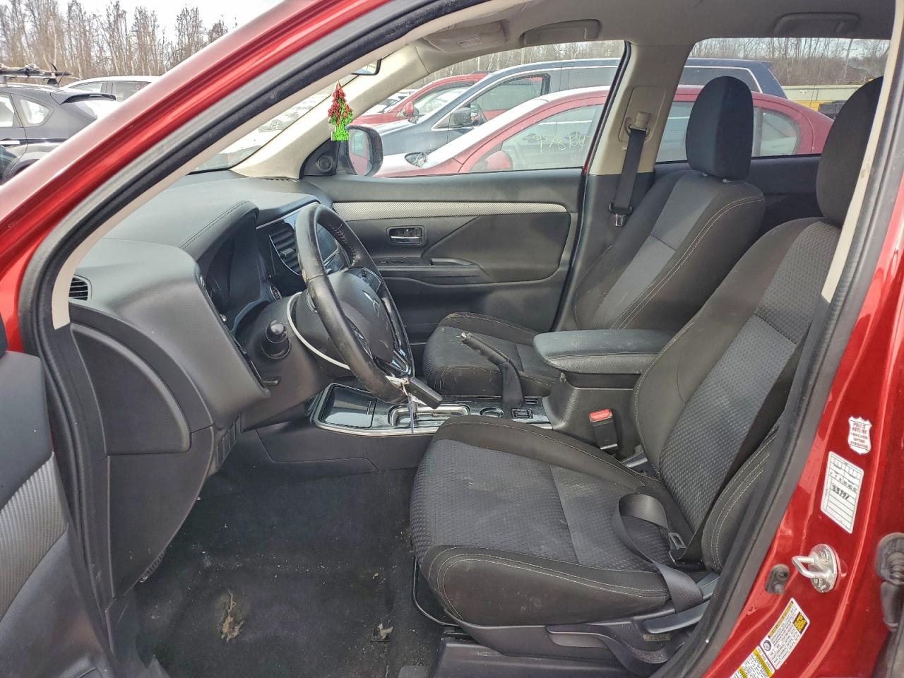 2018 MITSUBISHI OUTLANDER SE photo 7