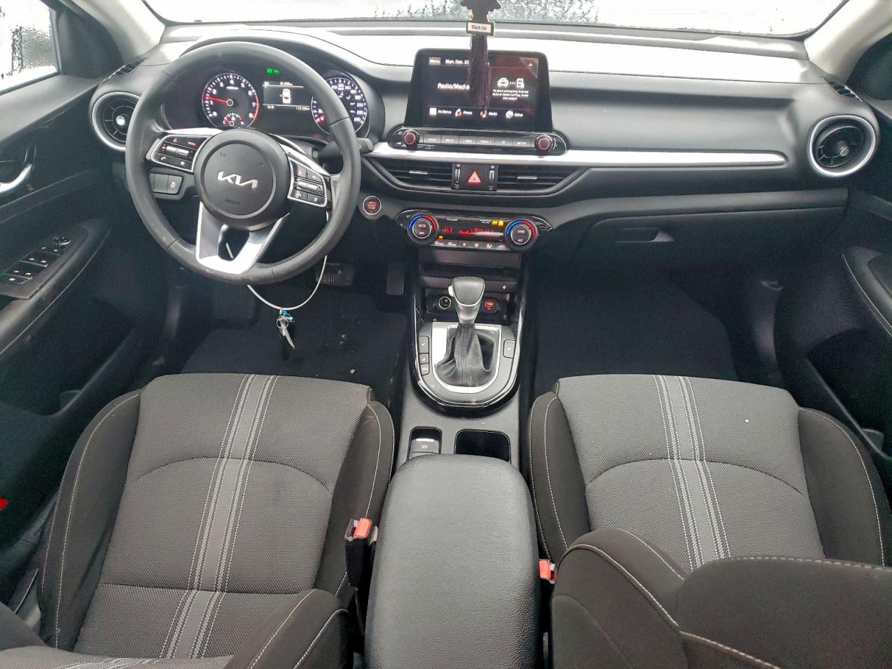 2024 KIA FORTE EX photo 15