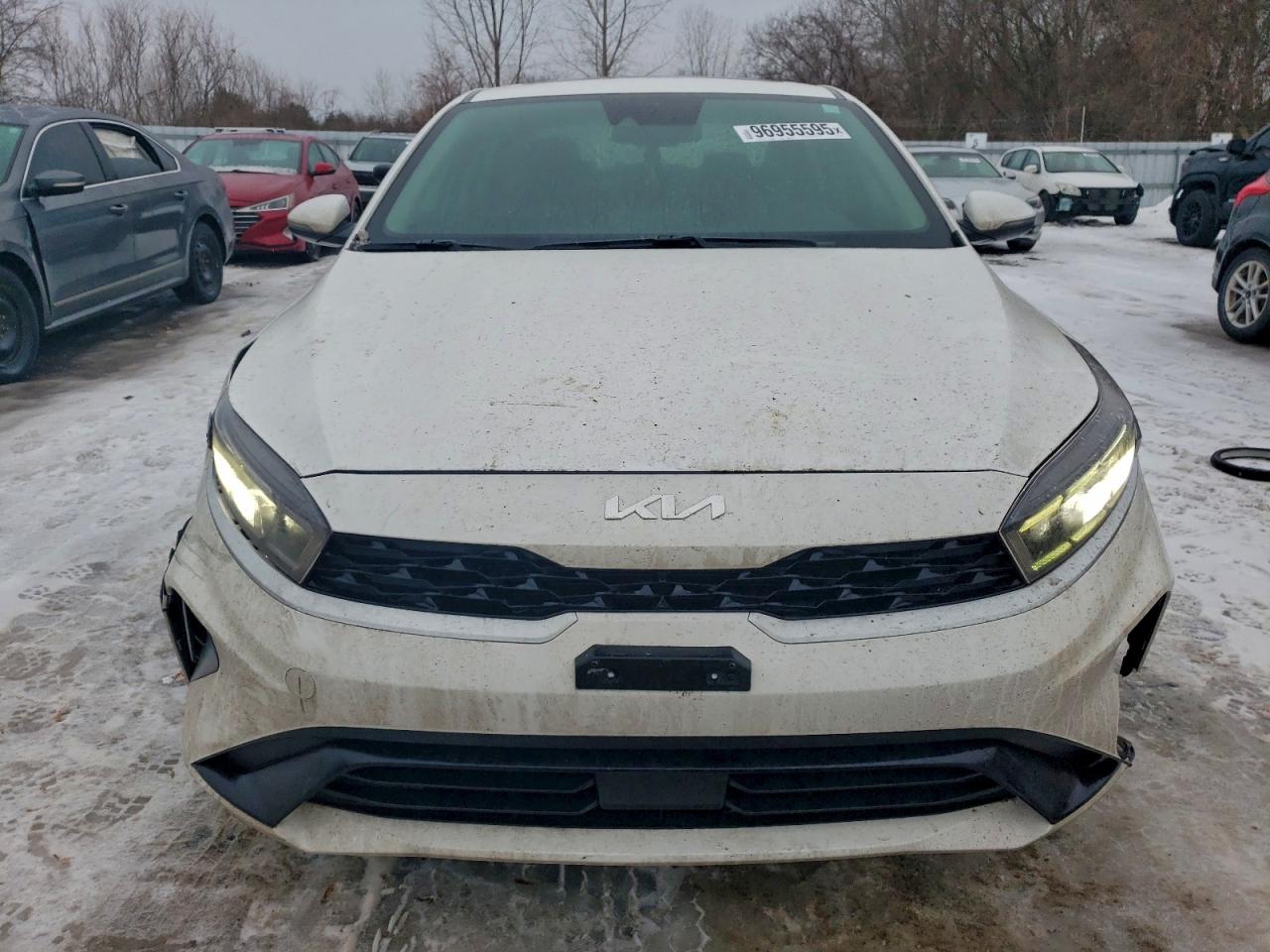 2024 KIA FORTE EX photo 9