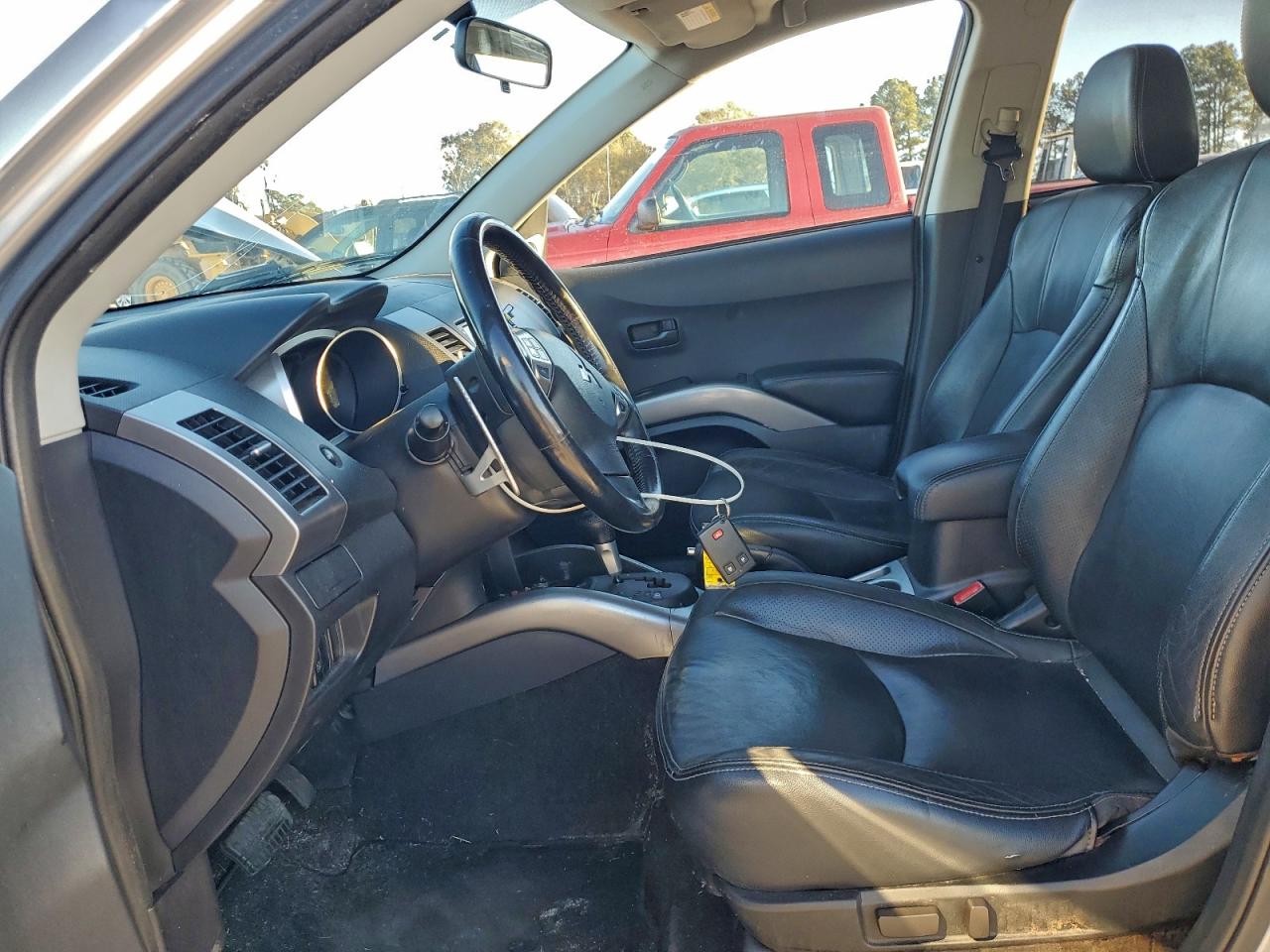 2007 MITSUBISHI OUTLANDER XLS photo 13