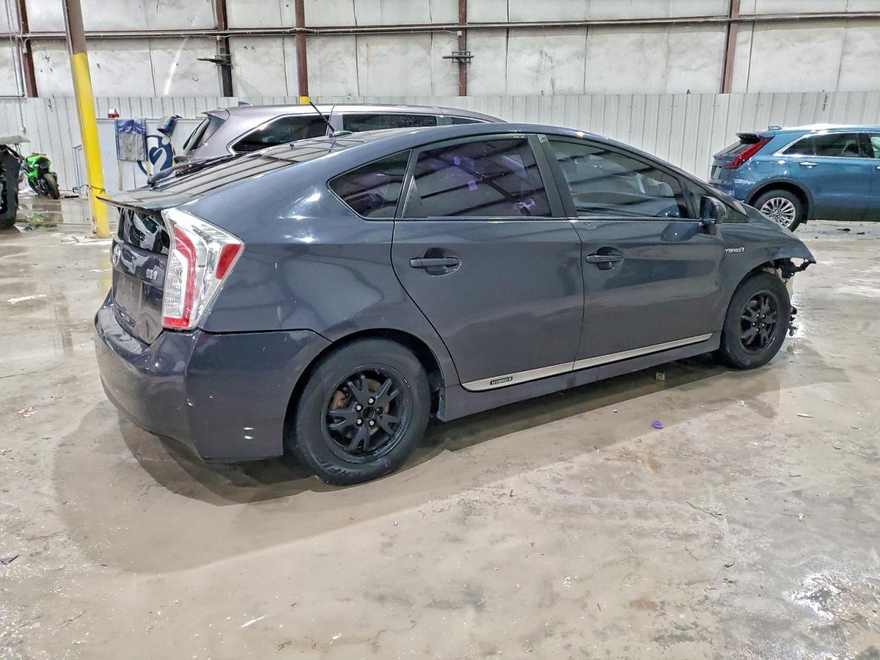 2012 TOYOTA PRIUS photo 3