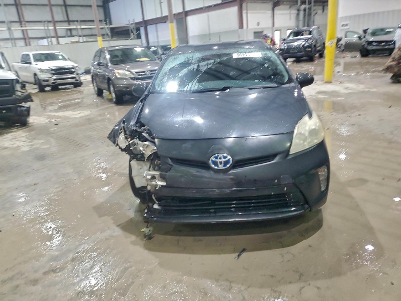 2012 TOYOTA PRIUS photo 5
