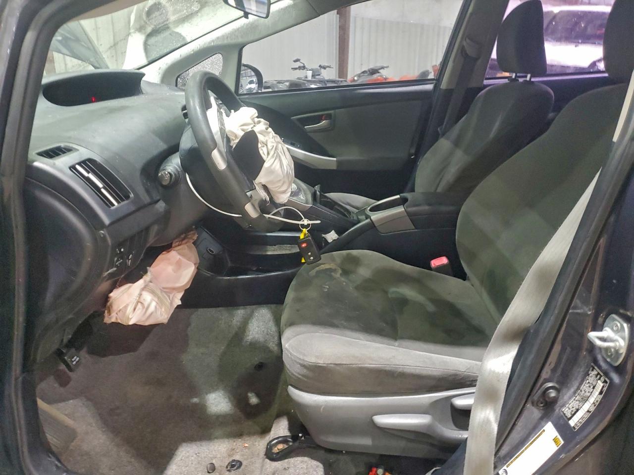 2012 TOYOTA PRIUS photo 7