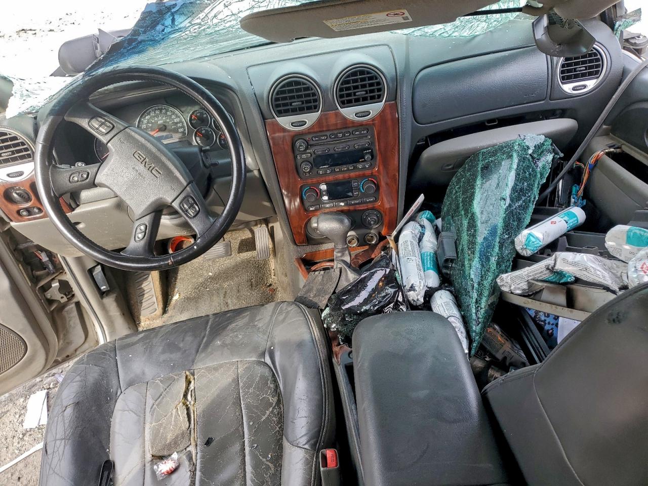 2002 GMC ENVOY photo 15