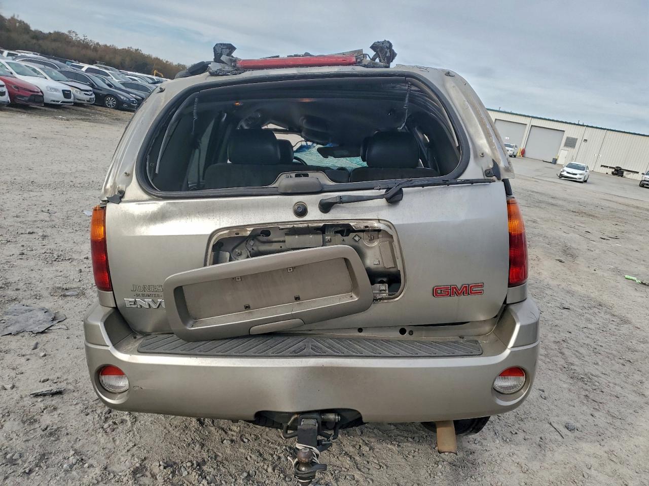 2002 GMC ENVOY photo 11