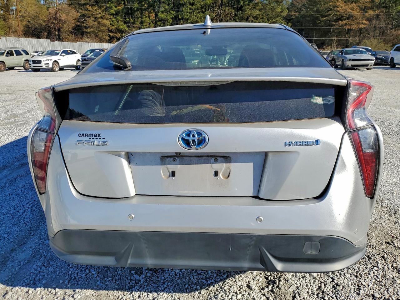 2017 TOYOTA PRIUS photo 6