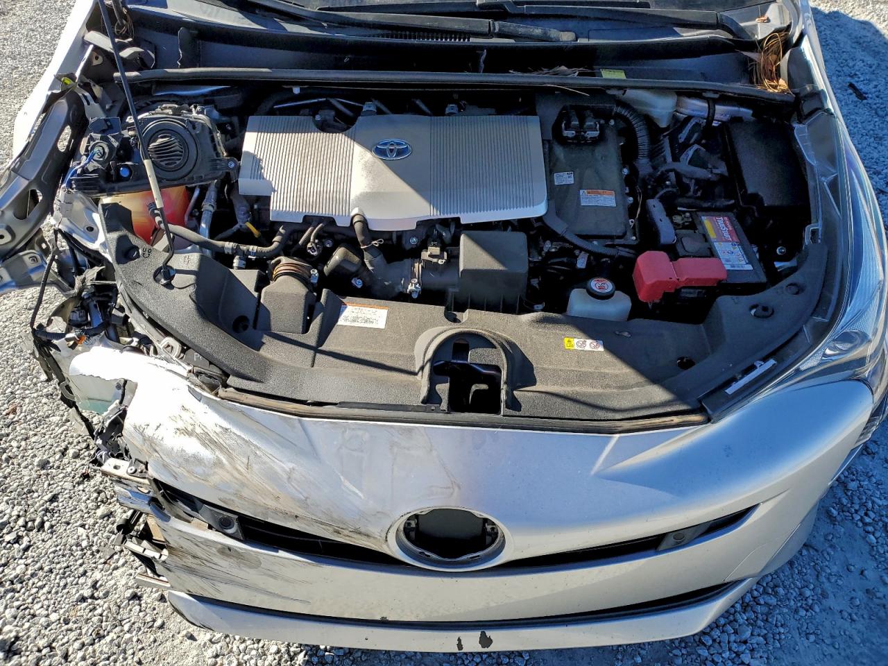 2017 TOYOTA PRIUS photo 11