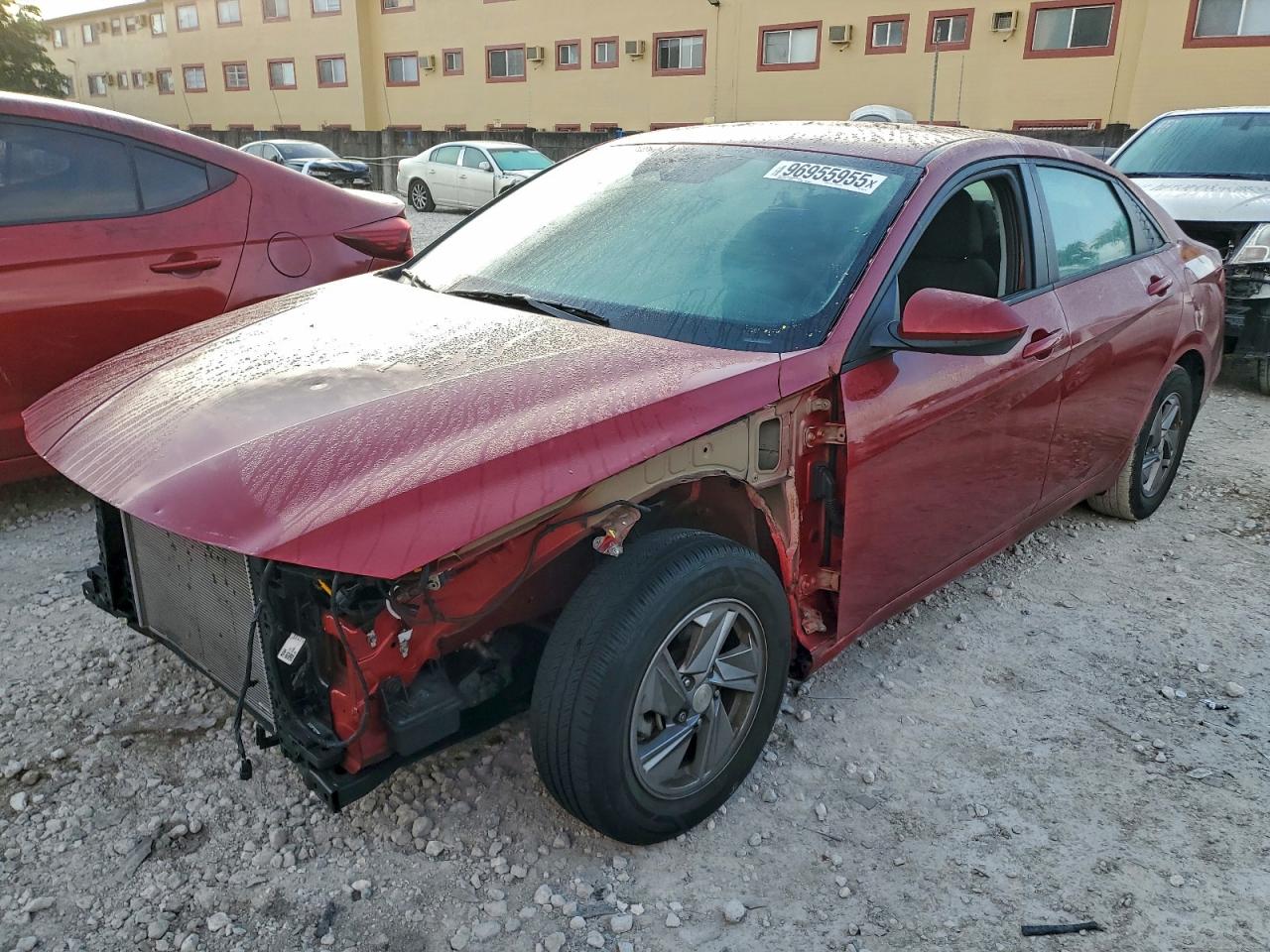 2024 HYUNDAI ELANTRA