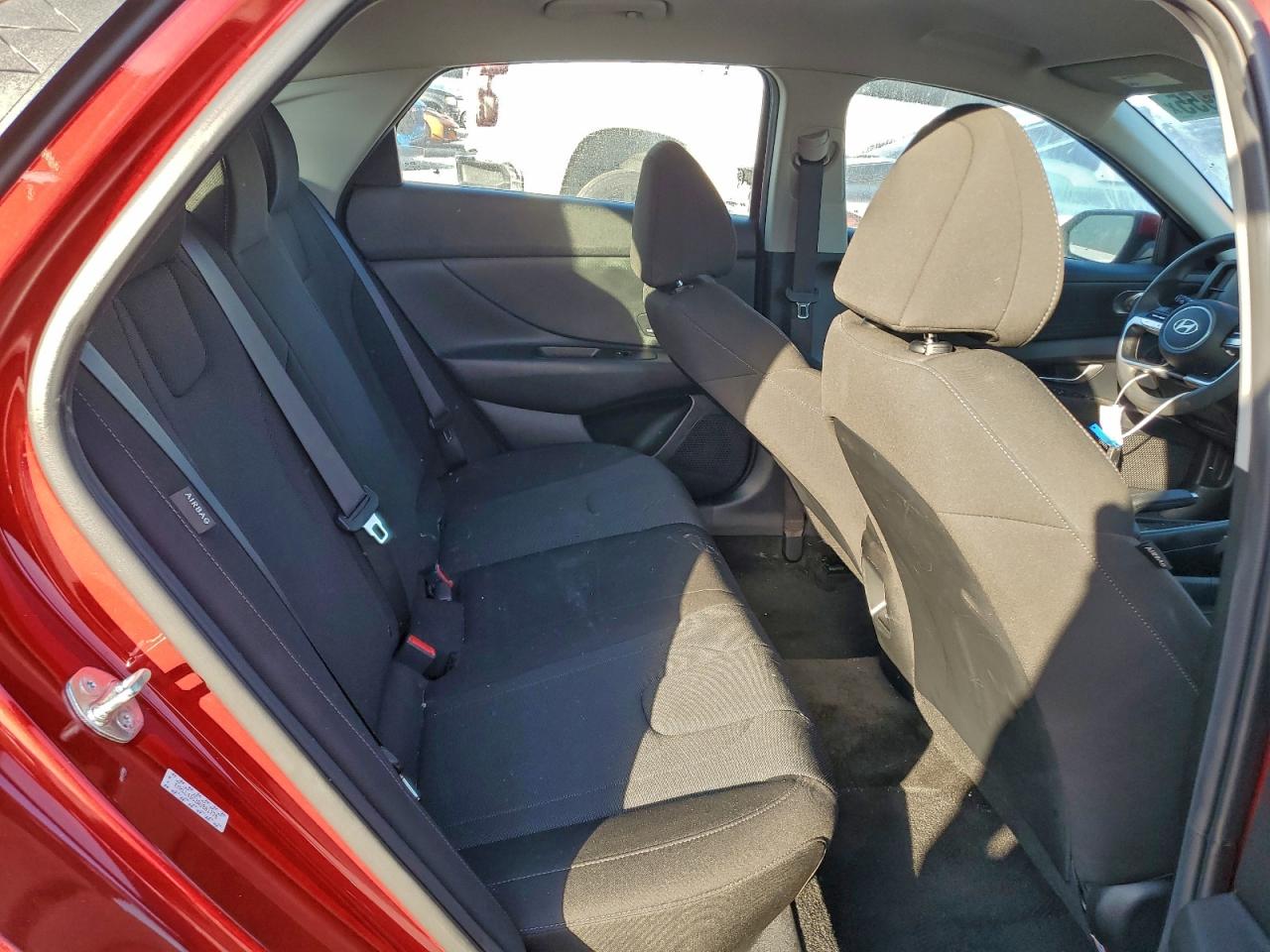 2024 HYUNDAI ELANTRA SE photo 28