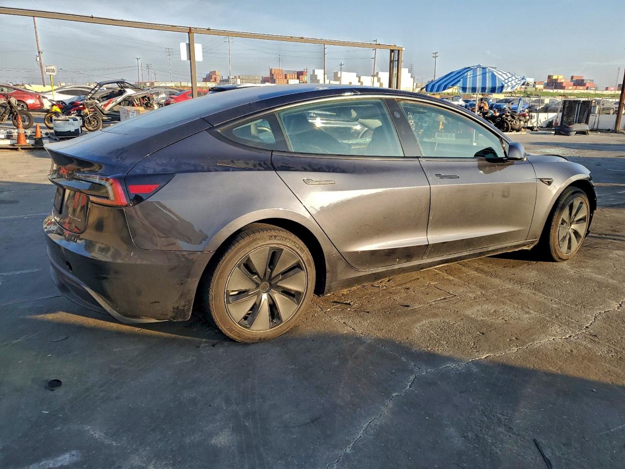 2024 TESLA MODEL 3 photo 5