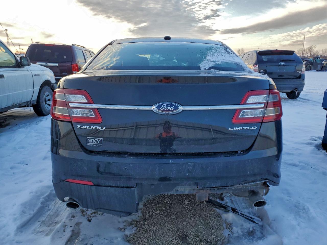 2018 FORD TAURUS LIMITED photo 16