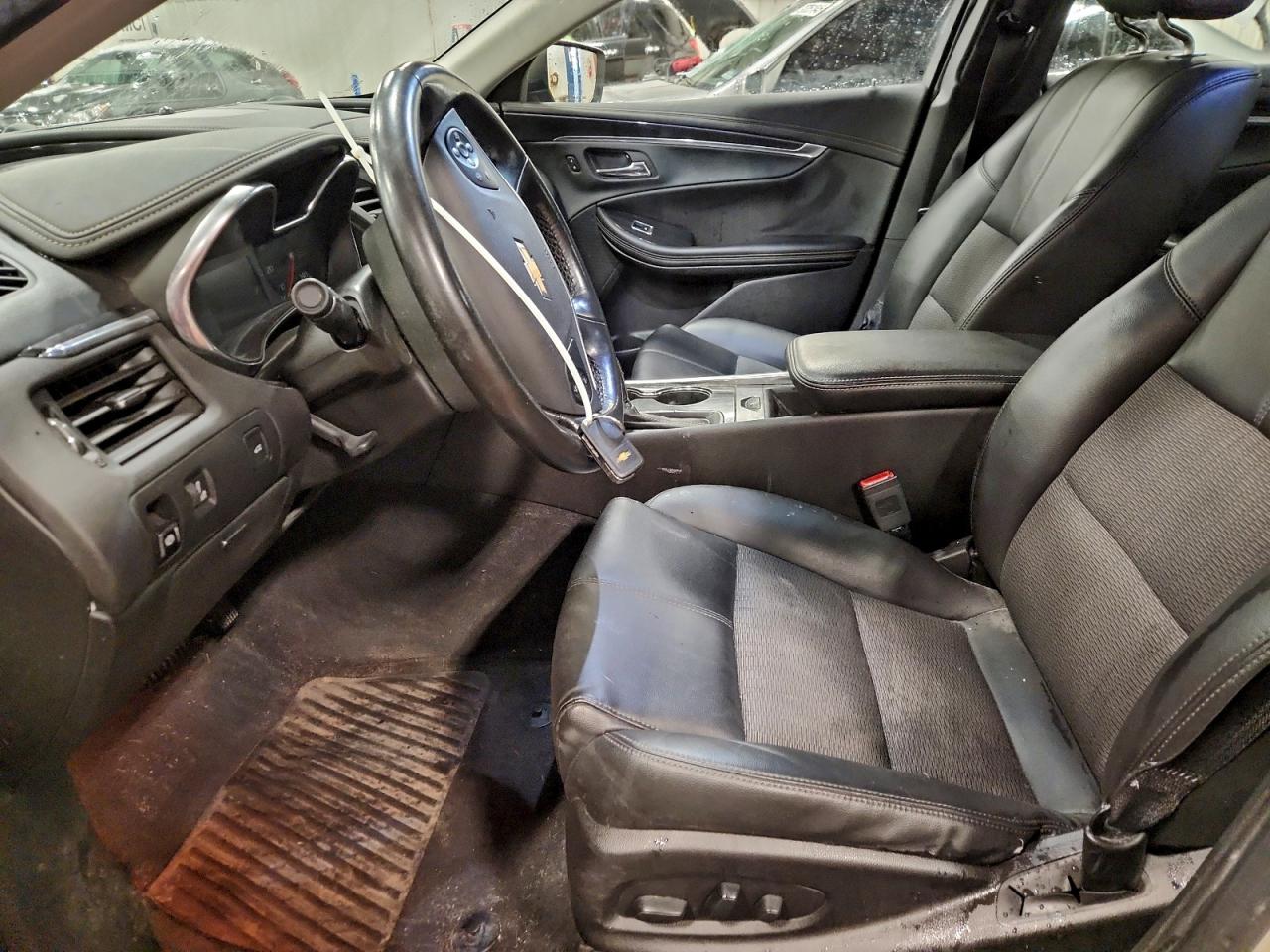 2018 CHEVROLET IMPALA LT photo 19
