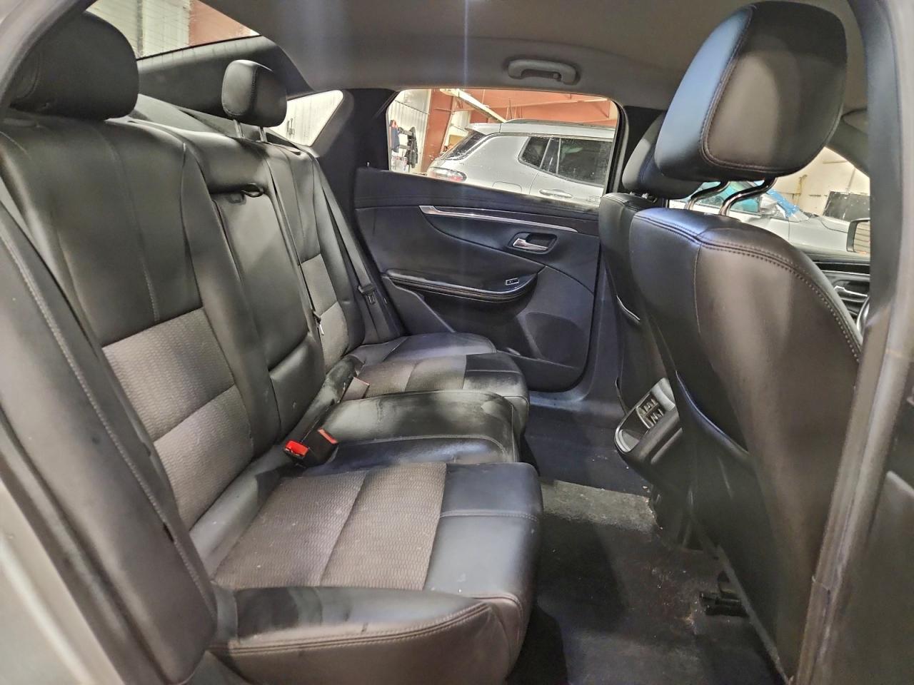 2018 CHEVROLET IMPALA LT photo 28