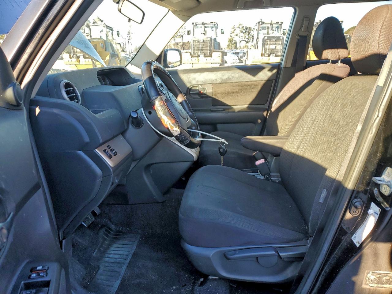 2008 TOYOTA SCION XB photo 13