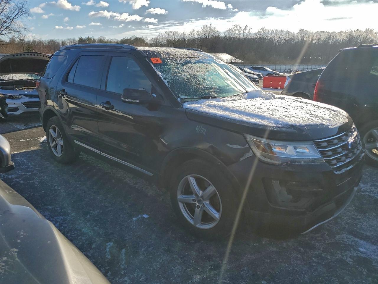 2016 FORD EXPLORER XLT photo 7