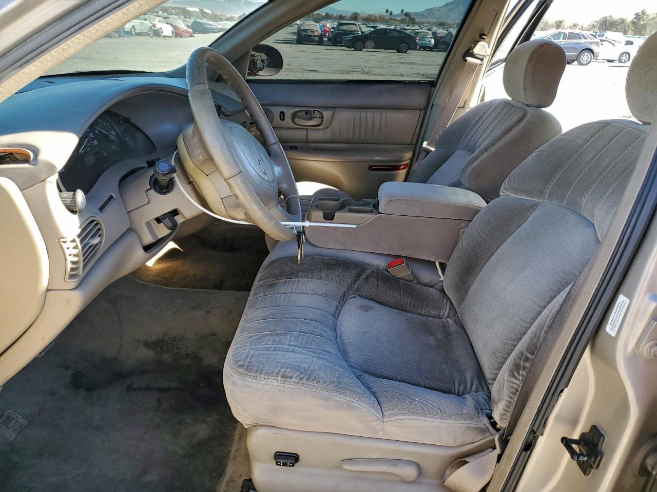 2002 BUICK CENTURY CUSTOM photo 19