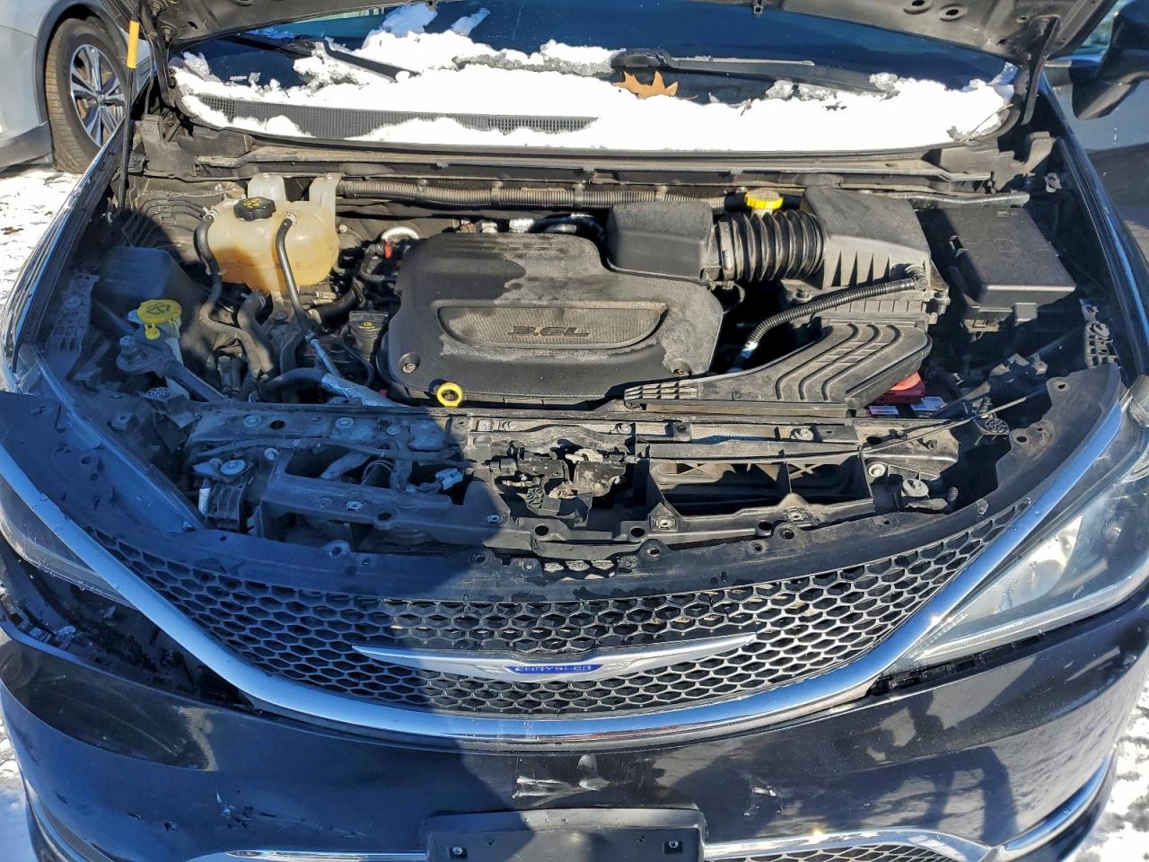 2019 CHRYSLER PACIFICA TOURING L photo 34